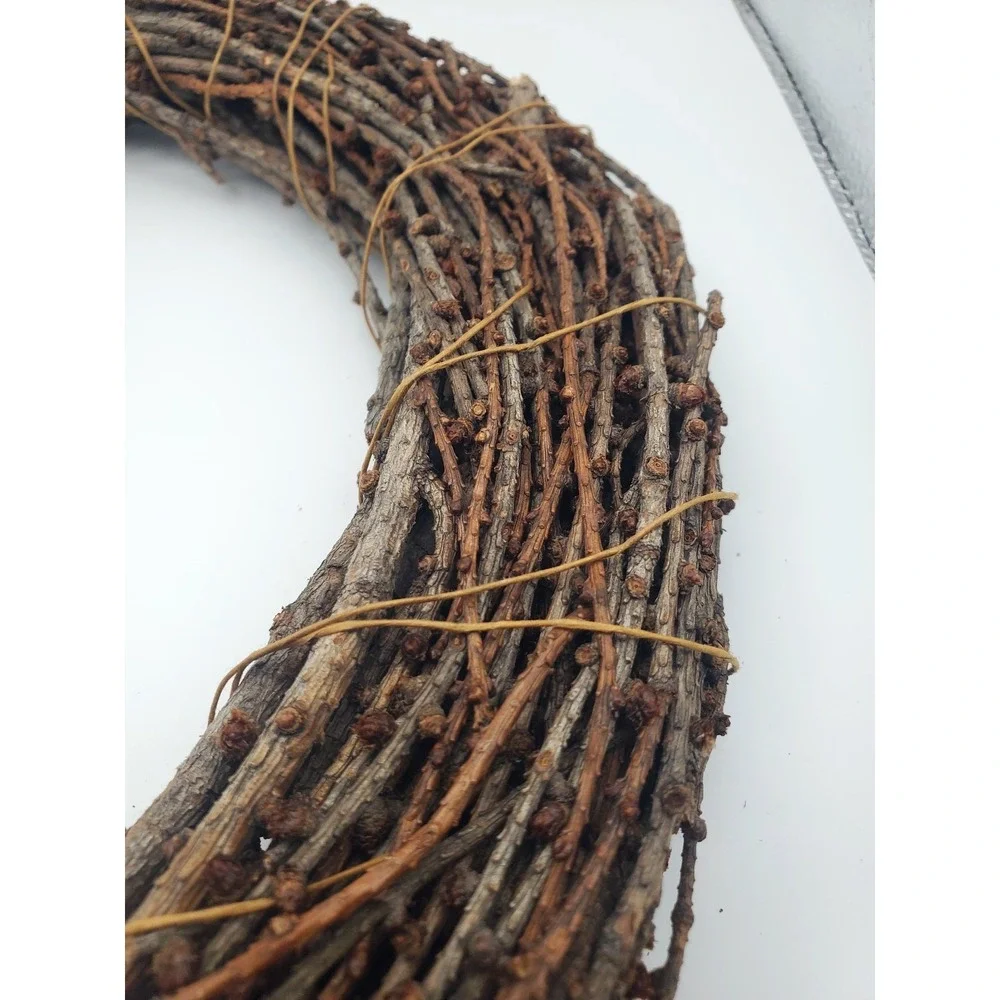Homemade Wreath (Real Branches) - Decorate to make your own rustic creation